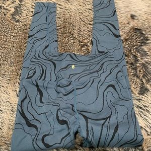 SPIRITUAL GANGSTER
Women's Love Sculpt Jacquard Legging Size XS/S